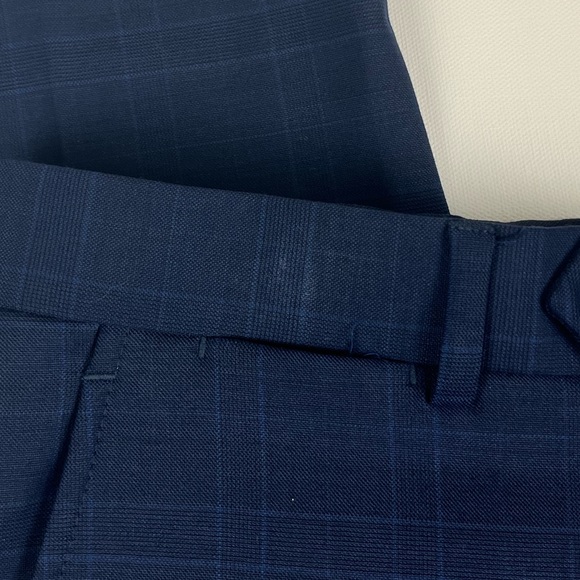 Tommy Hilfiger Navy Dress Pants w/Light Blue Checkered Pattern 30x32 - Picture 5 of 6